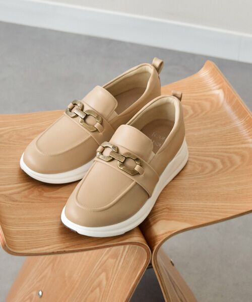 Bridget Birkin/ブリジットバーキン 【ROUND ABOUT】メタル飾りローファースニーカー ベージュ 24