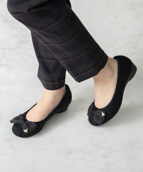 Bridget Birkin/ブリジットバーキン 【BRIDGET BIRKIN WALK】コーナーパーツリボンウォーキングパンプス ブラック雑材 24.5 Bridget Birkin/ブリジットバーキン 【BRIDGET BIRKIN WALK】コーナーパーツリボンウォーキングパンプス ブラック雑材 24.5