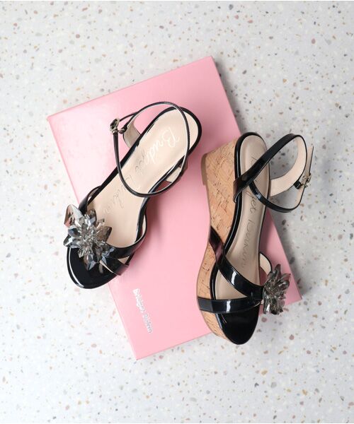 Bridget Birkin / ブリジットバーキン サンダル | 【Bridget Birkin】クリスタルフラワーサンダル（ブラックエナメル）