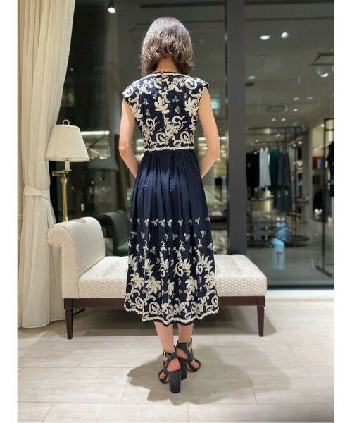 Brooks Brothers / ブルックス ブラザーズ ロング・マキシ丈ワンピース | コットンボイル ボタニカルエンブロイダリー フレアワンピース | 詳細15