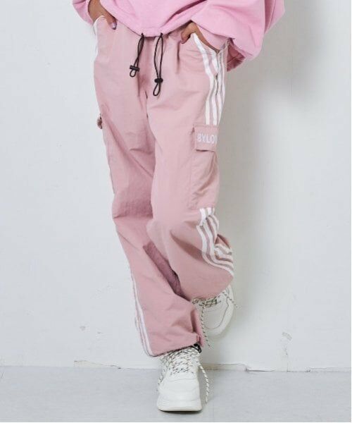 by LOVEiT / バイ ラビット その他パンツ | トラックパンツ(ピンク)