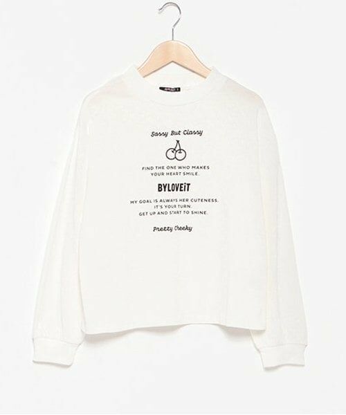 by LOVEiT / バイ ラビット Tシャツ | チェリープリントロングTシャツ（オフ ホワイト）