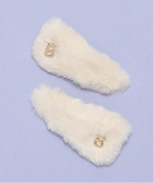 by LOVEiT / バイ ラビット ヘアピン | ファースリーピン（アイボリー）