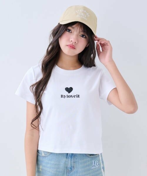 by LOVEiT / バイ ラビット Tシャツ | ハートTシャツ（オフ ホワイト）