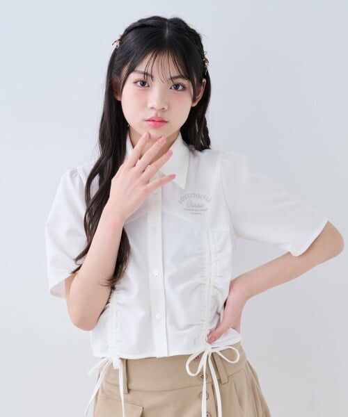 by LOVEiT / バイ ラビット シャツ・ブラウス | フロントドロストブラウス（オフ ホワイト）