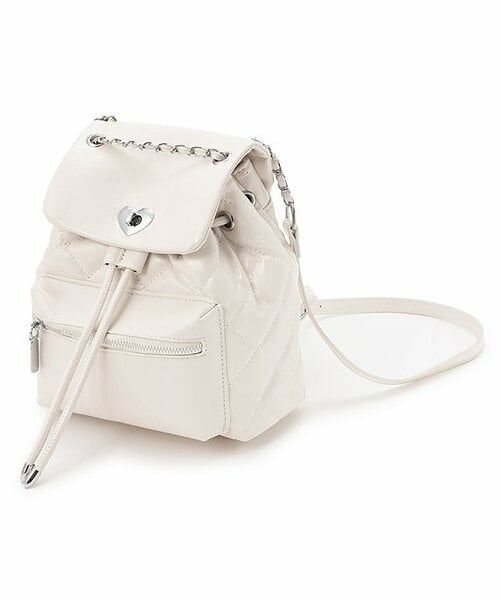 by LOVEiT / バイ ラビット リュック・バックパック | キルトリュック（アイボリー）