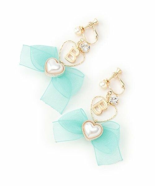 by LOVEiT / バイ ラビット ピアス・イヤリング | ハートリボンイヤリング（エメラルド グリーン）