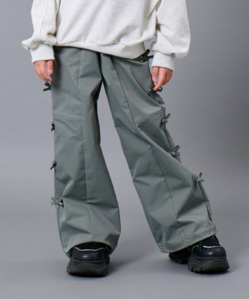 by LOVEiT / バイ ラビット その他パンツ | 【Cuugal8月号掲載】ミニリボンカーゴパンツ（カーキ）
