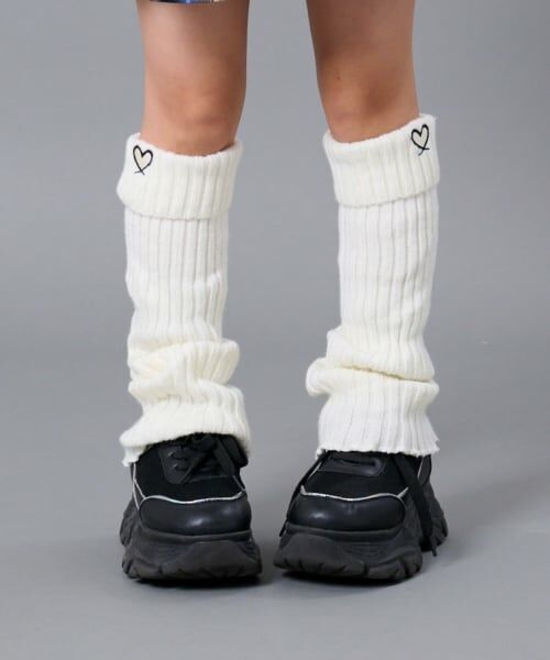 by LOVEiT / バイ ラビット レッグウォーマー | レッグウォーマー（オフ ホワイト）