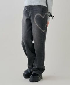 by LOVEiT / バイ ラビット その他パンツ | ハート抜染デニムパンツ