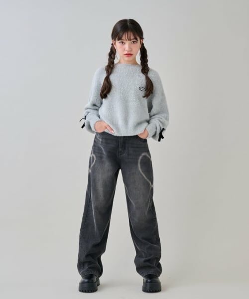 by LOVEiT / バイ ラビット その他パンツ | ハート抜染デニムパンツ | 詳細1