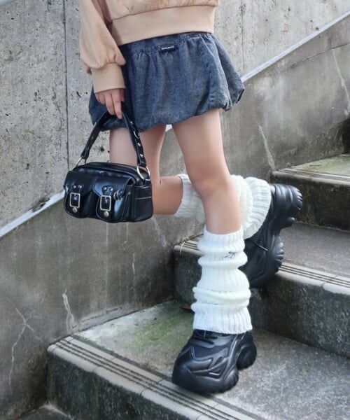 by LOVEiT / バイ ラビット ミニ・ひざ丈スカート | バルーンティアードスカート（黒）