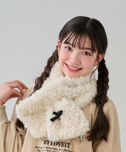 by LOVEiT / バイ ラビット マフラー・ショール・スヌード・ストール | ファーティペット（アイボリー）
