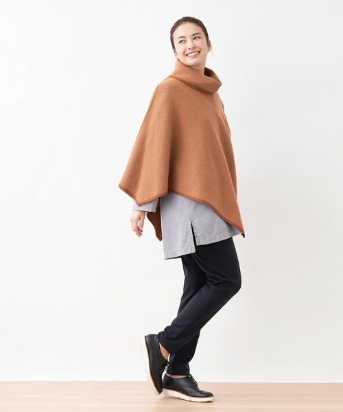 CARA O CRUZ / キャラ・オ・クルス マフラー・ショール・スヌード・ストール | ニットポンチョ | 詳細1