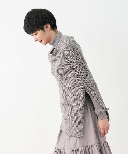 ★お値下げ【DOLCE＆GABBANA】グレー ニット ポンチョ ストール付き ☆お値下げ【DOLCE＆GABBANA】グレー ニット ポンチョ ストール付き