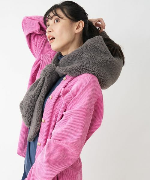 CARA O CRUZ / キャラ・オ・クルス マフラー・ショール・スヌード・ストール | 【今季トレンド】ボアフードウォーマー | 詳細1