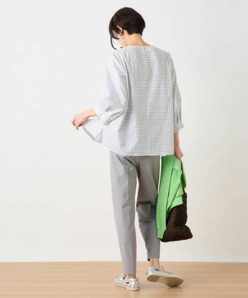 CARA O CRUZ / キャラ・オ・クルス シャツ・ブラウス | 洗える のびのび幾何学柄タックブラウス | 詳細11