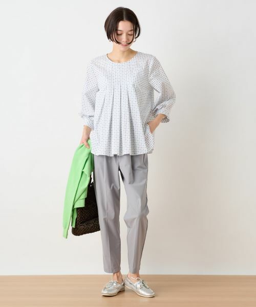 CARA O CRUZ / キャラ・オ・クルス シャツ・ブラウス | 洗える のびのび幾何学柄タックブラウス | 詳細8