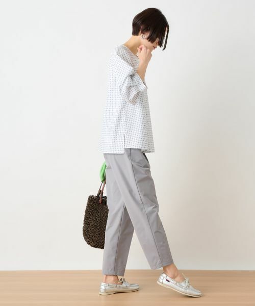 CARA O CRUZ / キャラ・オ・クルス 洗える のびのび幾何学柄タックブラウス 洗える のびのび幾何学柄タックブラウス|キャラ・オ・クルス