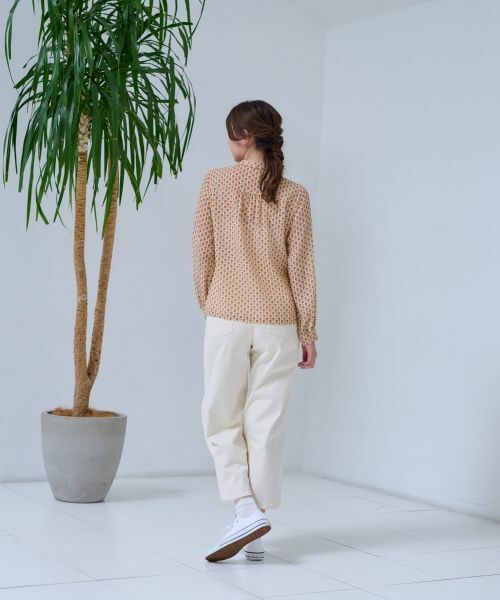 CARA O CRUZ / キャラ・オ・クルス シャツ・ブラウス | 洗える タイ付きフラワーブラウス【DIVISIONE TESSILE】 | 詳細11