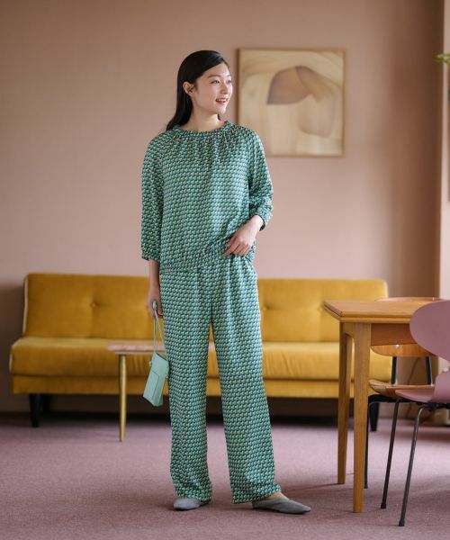 CARA O CRUZ / キャラ・オ・クルス その他パンツ | 洗える ジオメトリックプリントのワイドパンツ【セットアップ】 | 詳細8