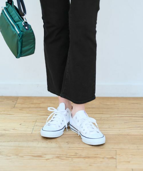 CARA O CRUZ / キャラ・オ・クルス デニムパンツ | 洗えるウエストリブブラックフレアパンツ | 詳細28