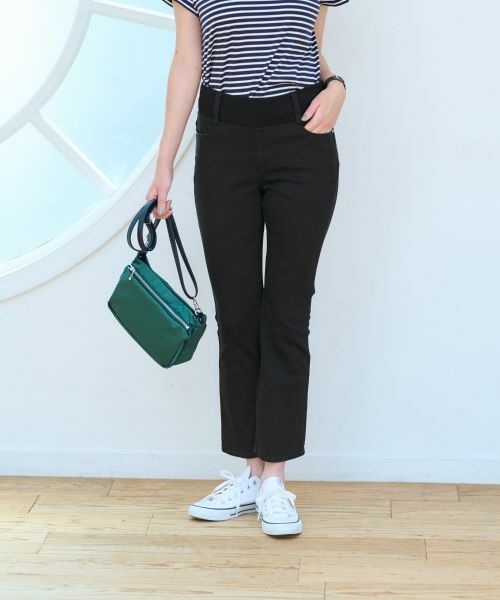 CARA O CRUZ / キャラ・オ・クルス デニムパンツ | 洗えるウエストリブブラックフレアパンツ | 詳細4