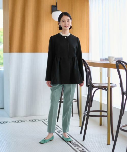 CARA O CRUZ / キャラ・オ・クルス テーラードジャケット | パール調ボタンの切替ギャザージャケット | 詳細11