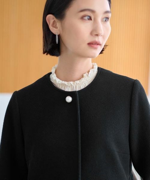 CARA O CRUZ / キャラ・オ・クルス テーラードジャケット | パール調ボタンの切替ギャザージャケット | 詳細21