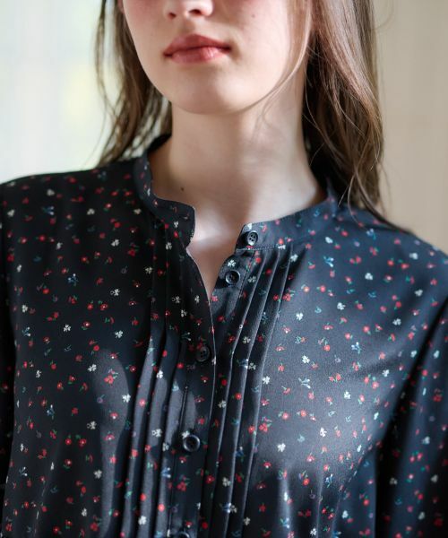 CARA O CRUZ / キャラ・オ・クルス シャツ・ブラウス | 洗える小花柄プルオーバーブラウス【CoC by CARA O CRUZ】 | 詳細13