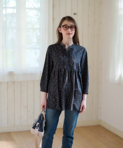 CARA O CRUZ / キャラ・オ・クルス シャツ・ブラウス | 洗える小花柄プルオーバーブラウス【CoC by CARA O CRUZ】 | 詳細4