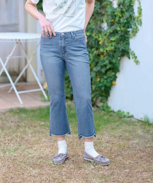 CARA O CRUZ / キャラ・オ・クルス その他パンツ | 洗える 裾断ち切りクロップドデニム(コバルトブルー)