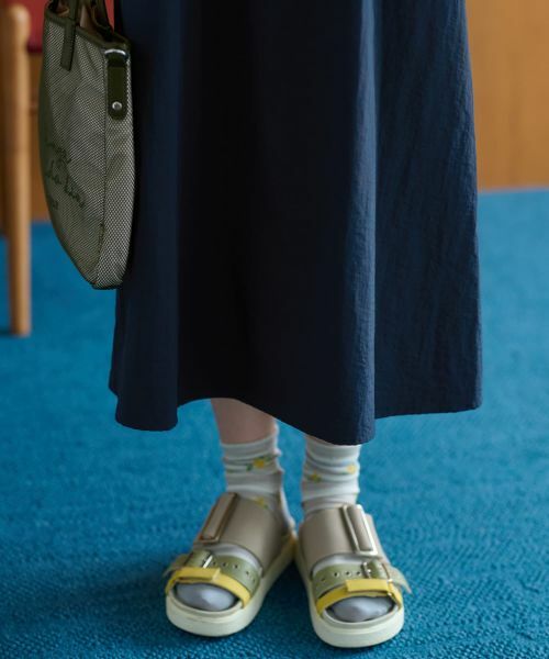 CARA O CRUZ / キャラ・オ・クルス ソックス | フラワー×ボーダー ショートソックス | 詳細1