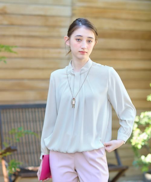 CARA O CRUZ / キャラ・オ・クルス シャツ・ブラウス | 洗える ハイネックタックブラウス【セレモニー】(ライトグレー)