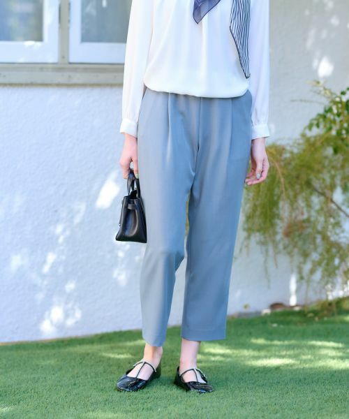 CARA O CRUZ / キャラ・オ・クルス その他パンツ | 洗える 後ろウエストゴム タッククロップドパンツ【セレモニー】【セットアップ】(スカイブルー)