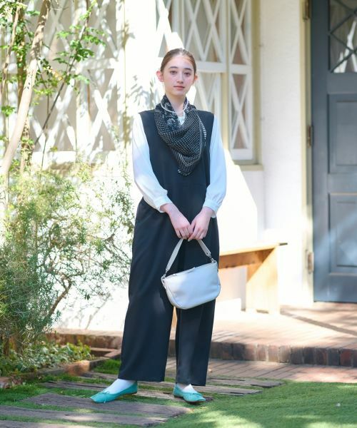 CARA O CRUZ / キャラ・オ・クルス その他パンツ | 洗える 深Vネックのサロペットパンツ【セレモニー】 | 詳細2