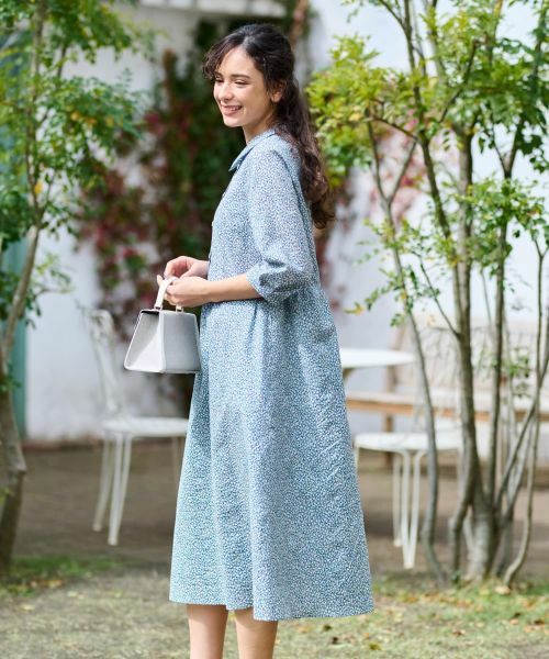 青と白の花柄 長袖シャツワンピース　夏用 楽天市場】≪SALE≫授乳服 マタニティ 花柄 ワンピース フラワー