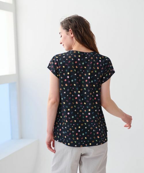 CARA O CRUZ / キャラ・オ・クルス Tシャツ | 洗える ミニモチーフ総柄Tシャツ【イワタニユウスケ】 | 詳細6