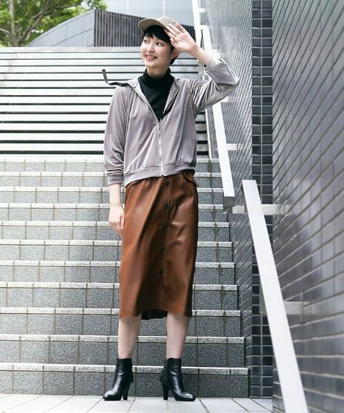 CARA O CRUZ / キャラ・オ・クルス ミニ・ひざ丈スカート | 合成皮革のタイトスカート | 詳細4