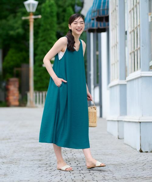 CARA O CRUZ / キャラ・オ・クルス ロング・マキシ丈ワンピース | Vネックジャンパースカート【CoC by CARA O CRUZ】 | 詳細10