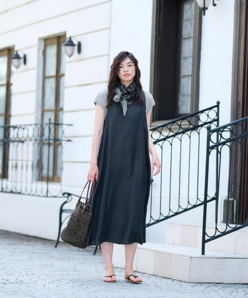 CARA O CRUZ / キャラ・オ・クルス ロング・マキシ丈ワンピース | Vネックジャンパースカート【CoC by CARA O CRUZ】 | 詳細19