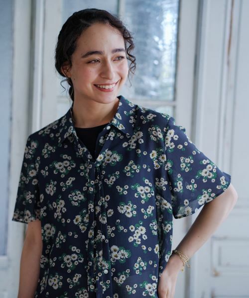 CARA O CRUZ / キャラ・オ・クルス シャツ・ブラウス | フラワー柄ボウタイブラウス【CoC by CARA O CRUZ】 | 詳細3