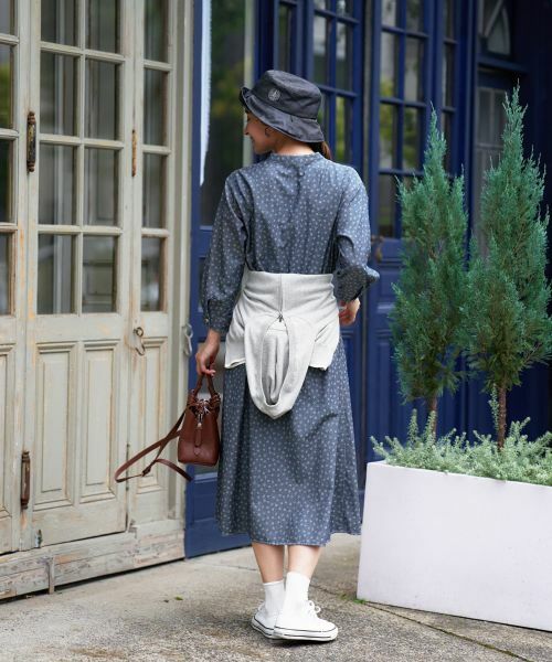 CARA O CRUZ / キャラ・オ・クルス ドレス | 小花柄インディゴデニムのワンピース | 詳細10