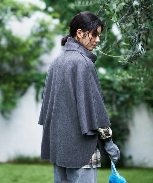 CARA O CRUZ / キャラ・オ・クルス その他アウター | スヌード付きケープ | 詳細8