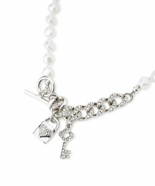 CARA O CRUZ / キャラ・オ・クルス ネックレス・ペンダント・チョーカー | パール調ショートネックレス | 詳細4