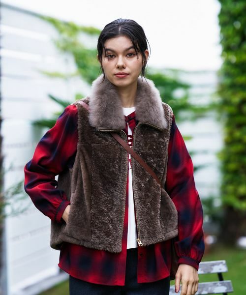 CARA O CRUZ / キャラ・オ・クルス テーラードジャケット | シープファーベスト【LISA CONTE】 | 詳細4