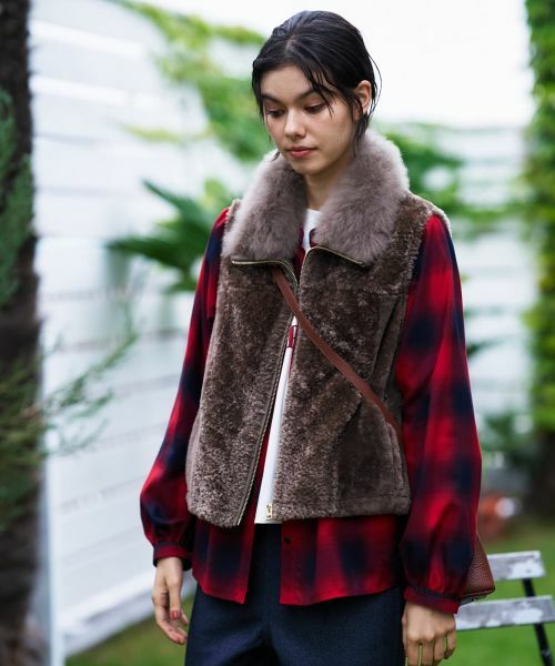 CARA O CRUZ / キャラ・オ・クルス テーラードジャケット | シープファーベスト【LISA CONTE】 | 詳細5