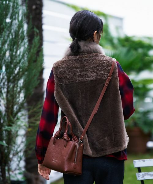 CARA O CRUZ / キャラ・オ・クルス テーラードジャケット | シープファーベスト【LISA CONTE】 | 詳細7