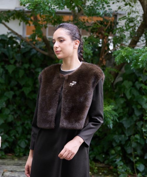 CARA O CRUZ / キャラ・オ・クルス テーラードジャケット | フェイクファーベスト | 詳細1