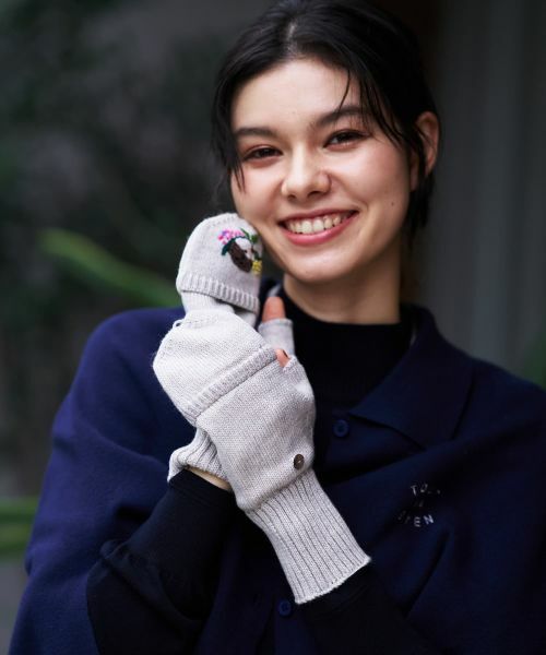 CARA O CRUZ / キャラ・オ・クルス 手袋 | 刺繍ミトングローブ | 詳細5